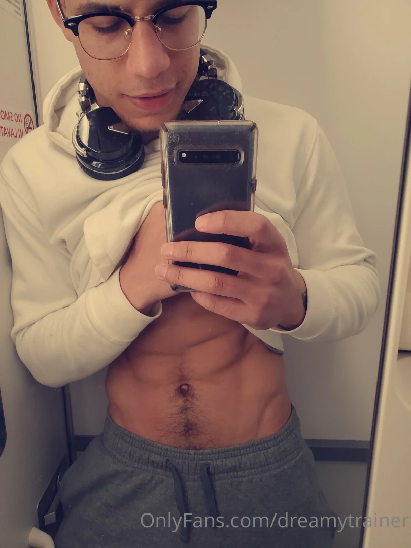 Request for larger plane bathrooms 