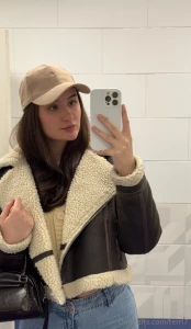 Hey there i m polina polina_p and i love experiencing life in all its part 112