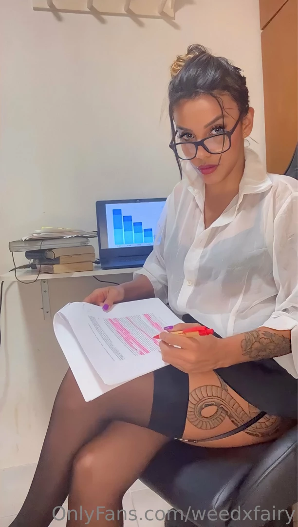 Dear are you hiring because i m ready to be your number 1 secretary 