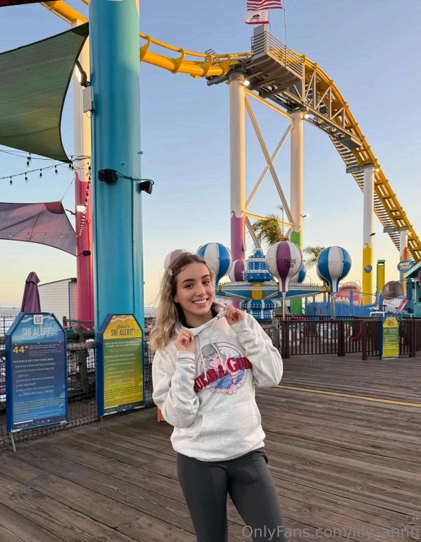 Sweet but spicy just how you like it which side do you wanna see today 