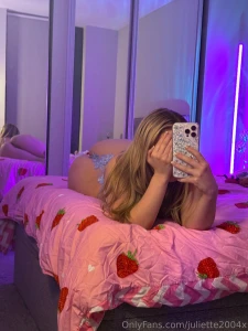 Just me being camera shy x with a hidden view