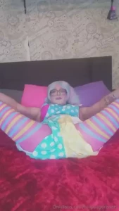 I heard you wanted to get between my legs