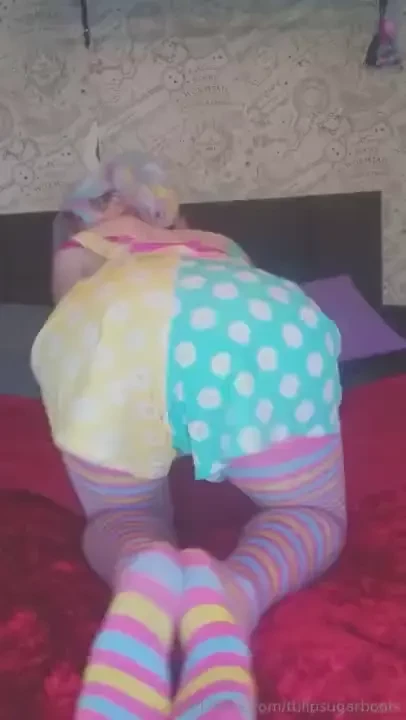 Wiggles butt suggestively 