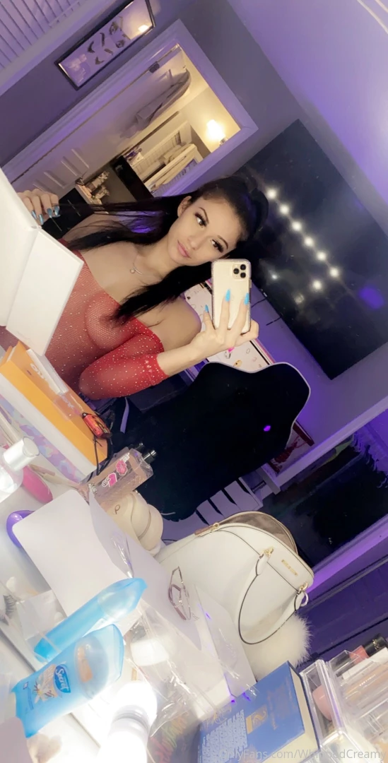 Whenever i put this outfit on i m 20x hornier 