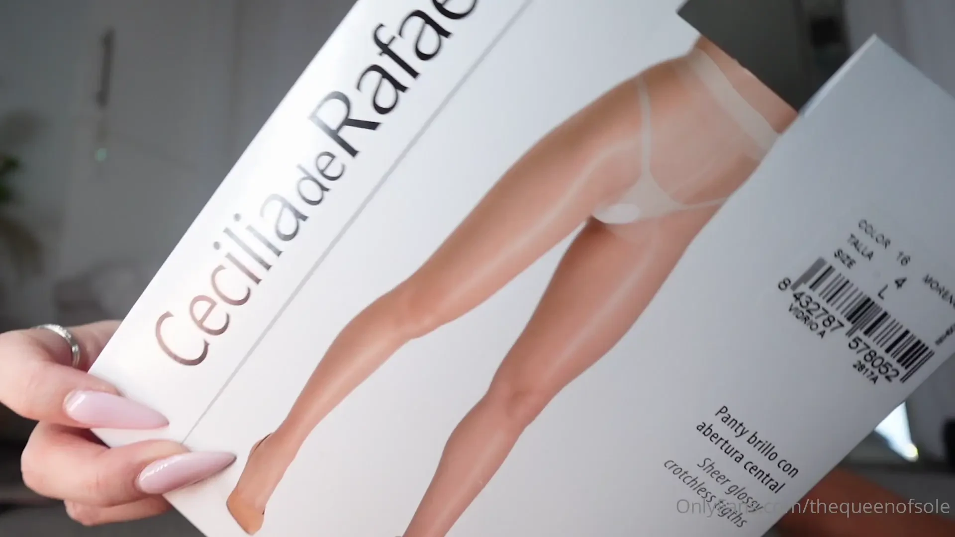 Do you love pantyhose as much as i do 