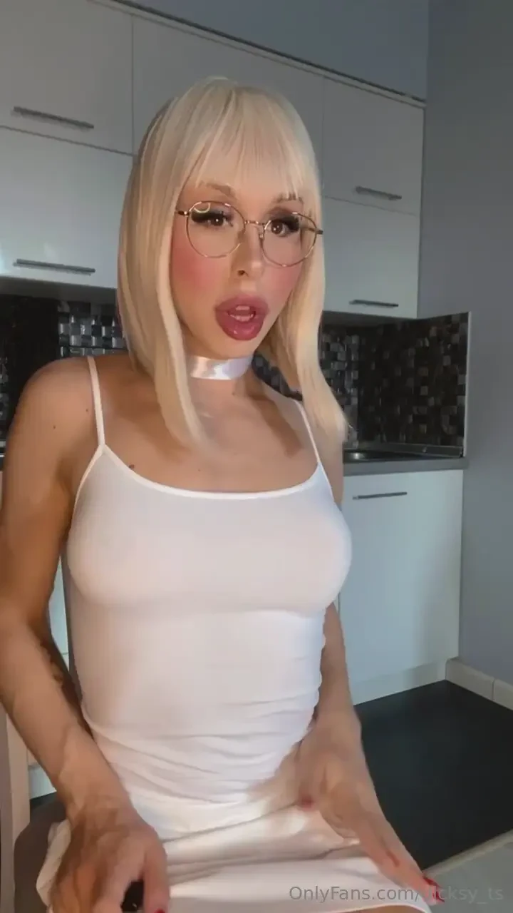 Hey babes just dropped a spicy look for you hope you like it lately i 