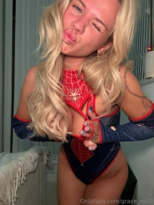 Squish them like thissss part 1