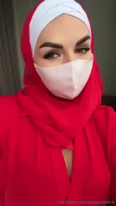 Black or red part 30