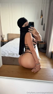 What does my ass remind you of text me your creative answer