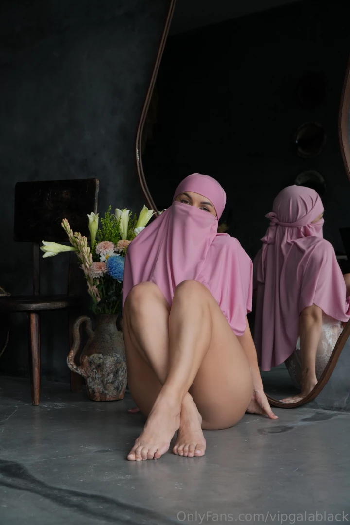 What are you willing to do to get me to spread my legs 