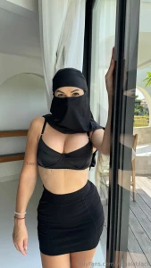 Which photo of these two do you like better nbsp send me an emoji to