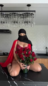 Is valentine s day cute or more of a hot day what do you think write