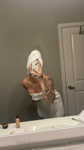 Hey lovas so i just filmed my shower and it s in your inbox right now