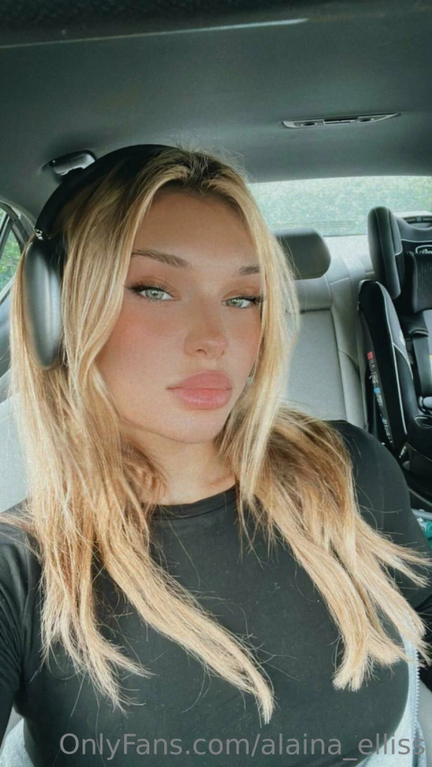 Are looking into my eyes 