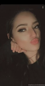 Give me a smooch part 1