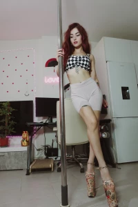 High heels and high vibes part 1