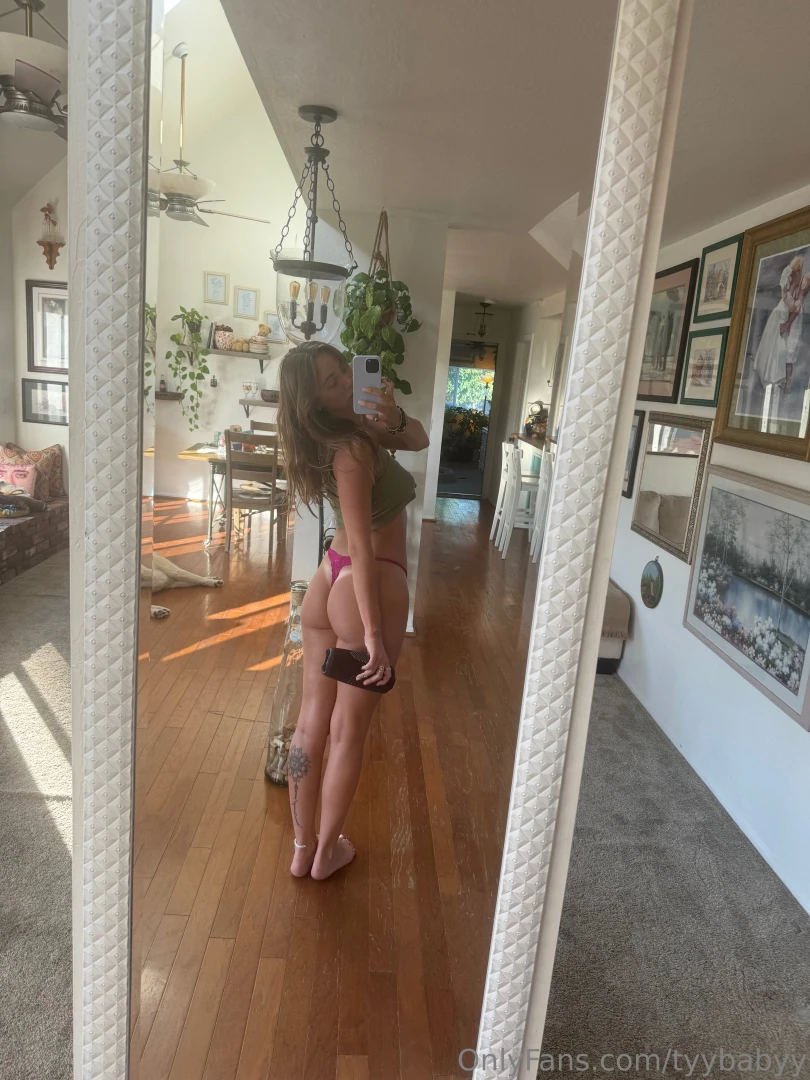 Wanna see it jiggle part 2 