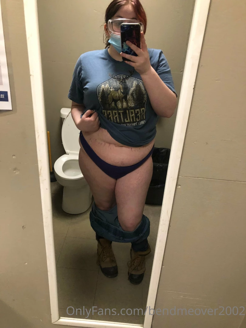 Bathroom selfies at work sometimes i think of getting railed so much i part 2 