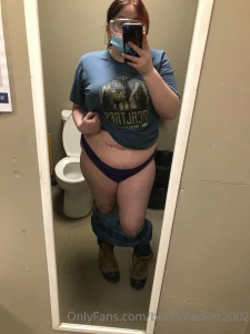 Bathroom selfies at work sometimes i think of getting railed so much i part 2