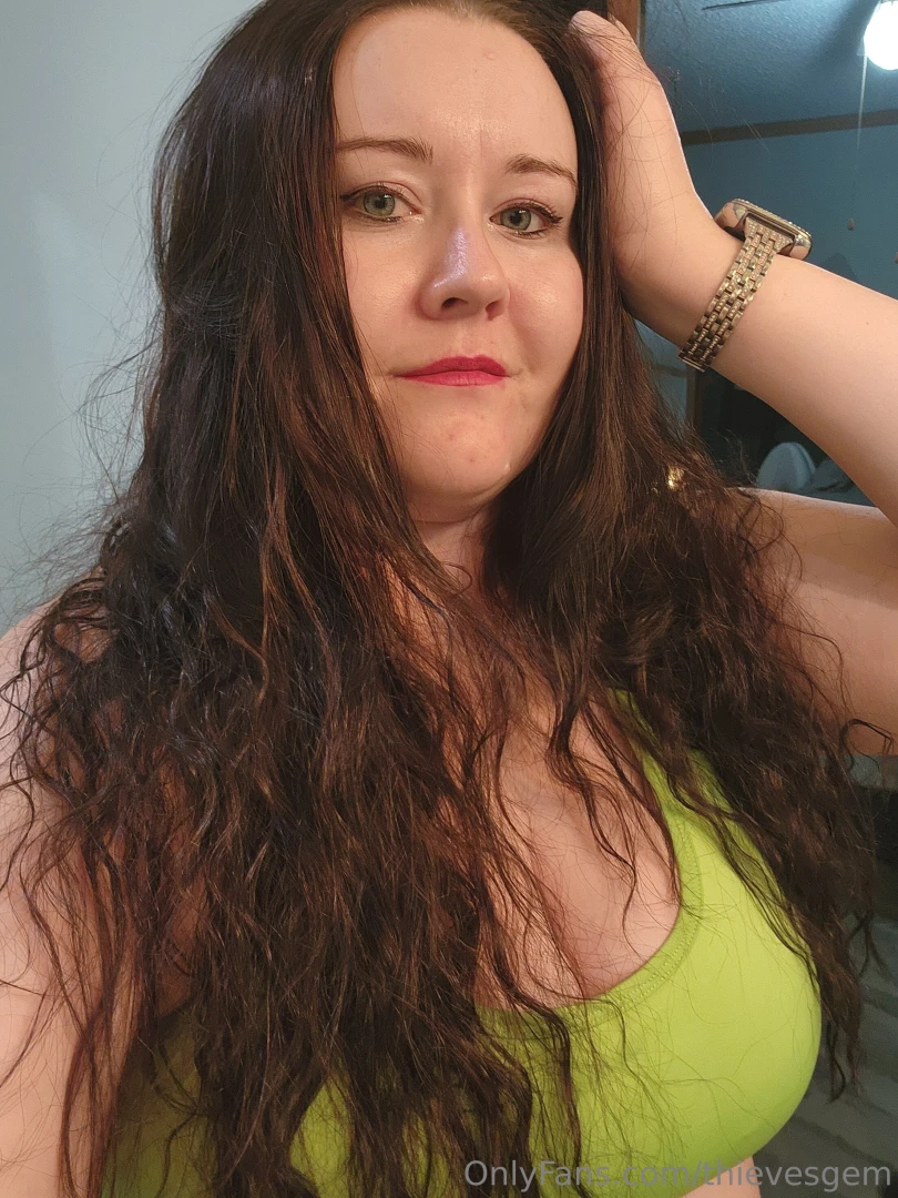 Come mess my hair up a little bit more 