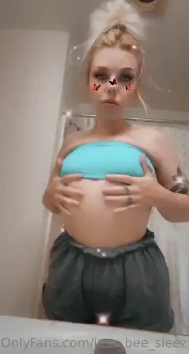 Happy sunday who wants to chat 