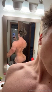 Glute workouts have been doing me right lately