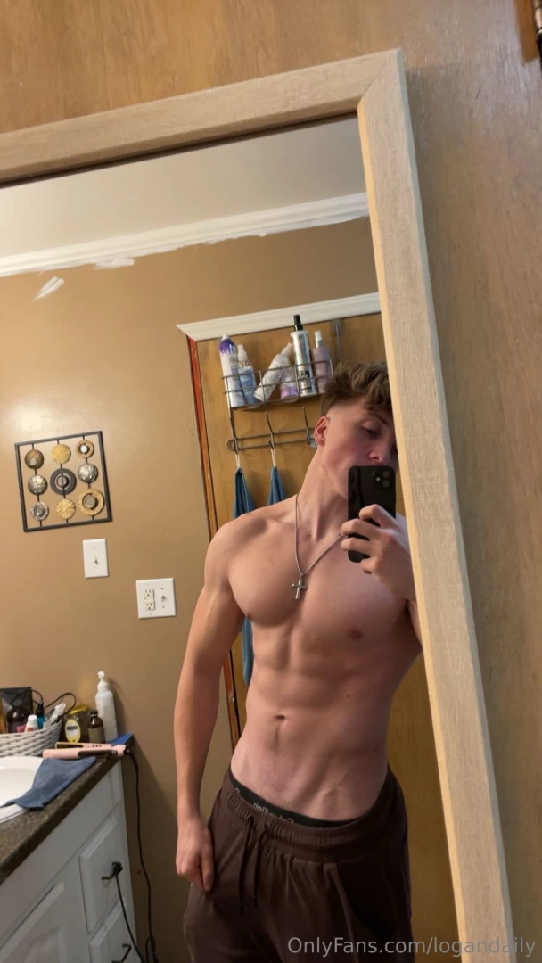 Check dm s this video is hottt 