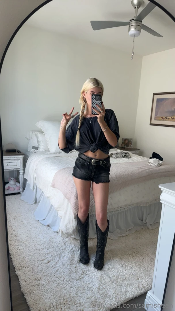 Keep staring at me part 4 