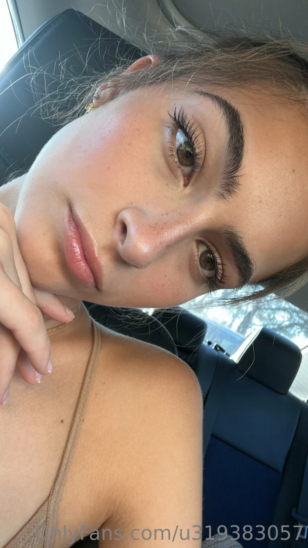 I may be stuck in traffic but my mind is racing with dirty thoughts 