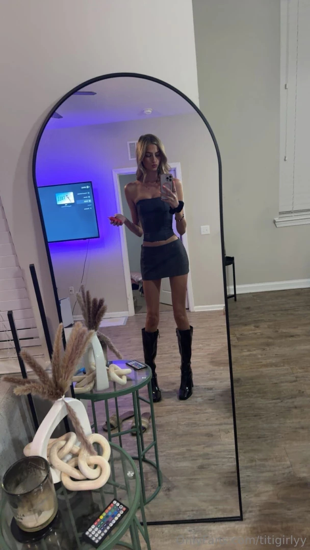 Come tell what your wildest fantasy is 