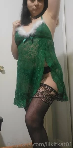 Come rub me down in the shower maybe even lick your way down