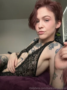 U guys miss me im back to posting on here shoot me custom requests part 1