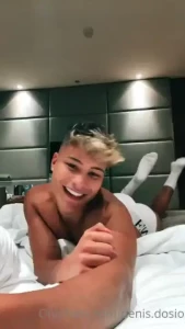 Tiktok boy guardate un po chi ha appena preso la suite a madrid per