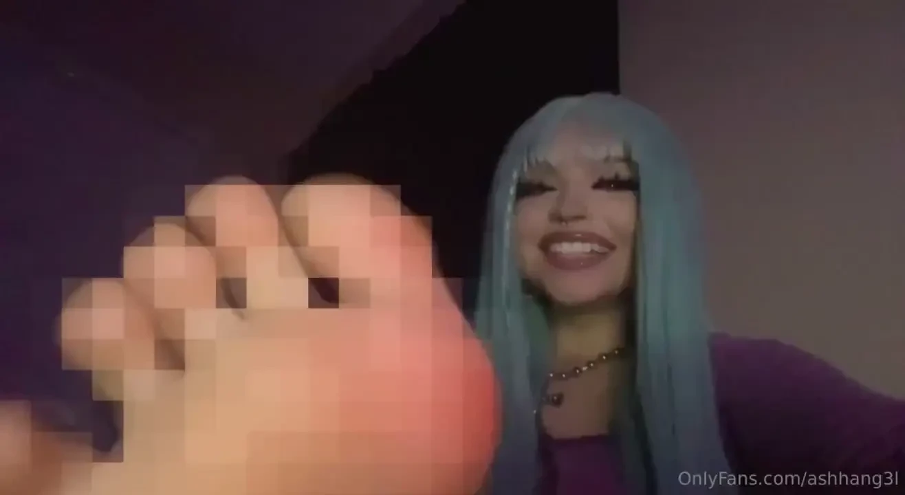 Censored feet only for u cucks ur welcome 