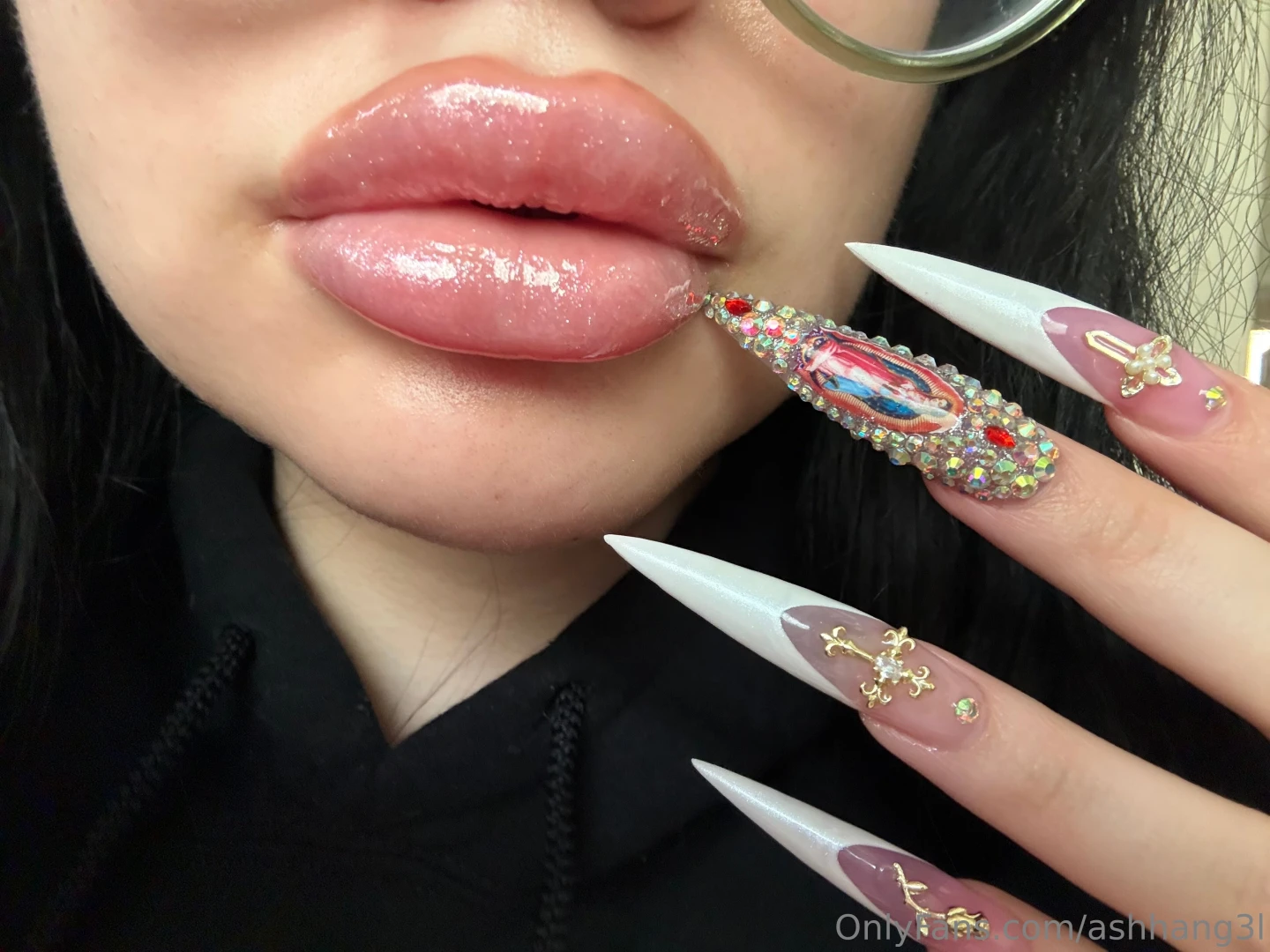 Some of the prettiest nails i ve ever had im in luv 