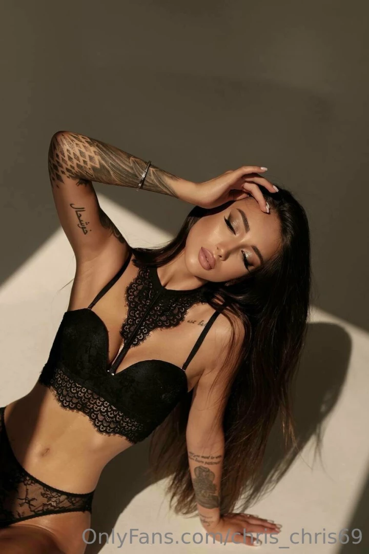 Hi all let s get acquainted my name is chris and i am a very sociable 