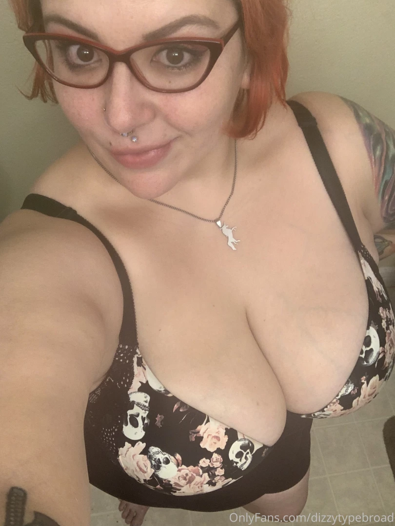 I have not forgotten about y all i promise i broke my phone it s my part 4 