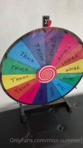 Friday night -trick or treat spin for bogwashbitch who s next for a