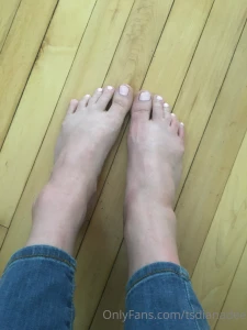 Booty cutters and boner suck on my lady dick suck on my toes and make part 2