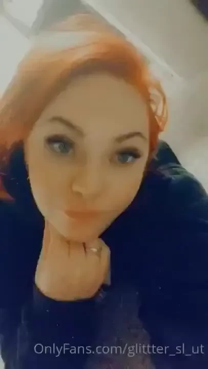 Just fucking around lmao leaning to make my booty bounce haha twerking 