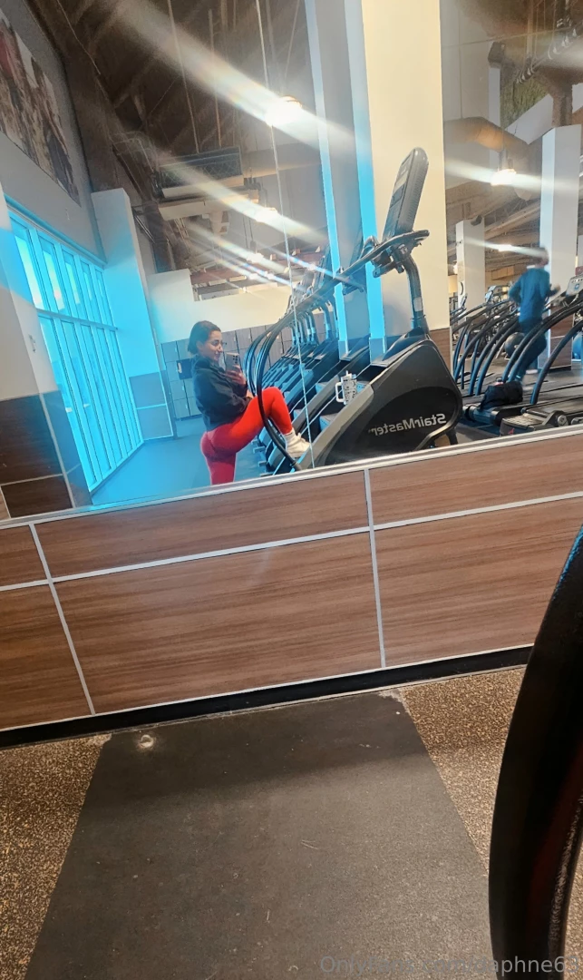 Caught flexin and not just the muscles 