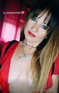 Do u like the red on me