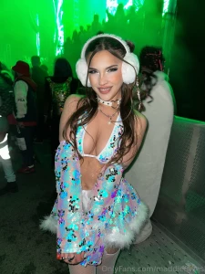 Enjoying the night life part 1