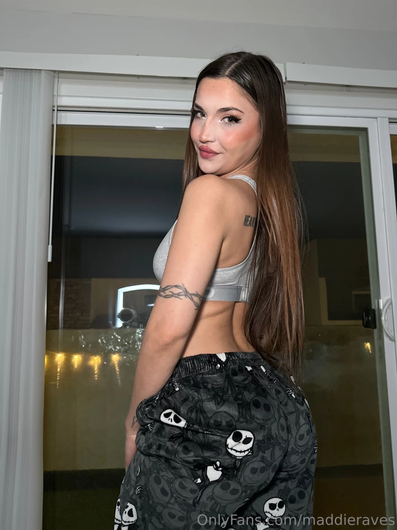 Here s a proof that pjs can also be sexy part 1 