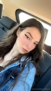 Look me in my eyes can you resist me