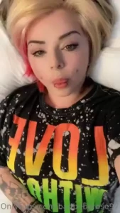Who would love to catch a peek at me making a wet mess tip for the