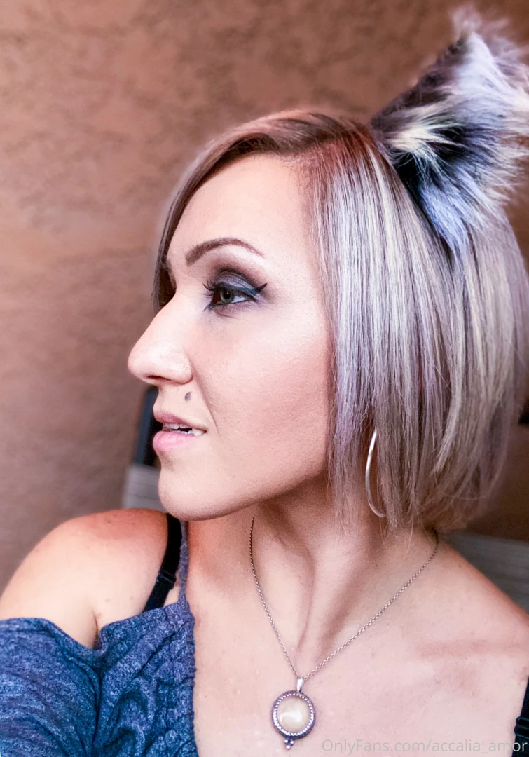 This pic is from a while ago but i love it so here you go 