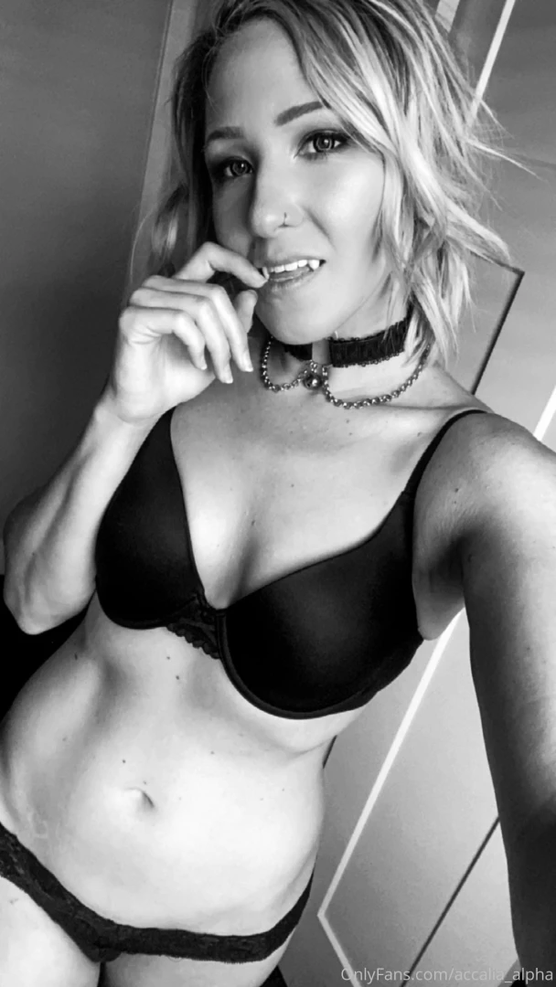 So that s what you want me to do is it black and white bra and panties 
