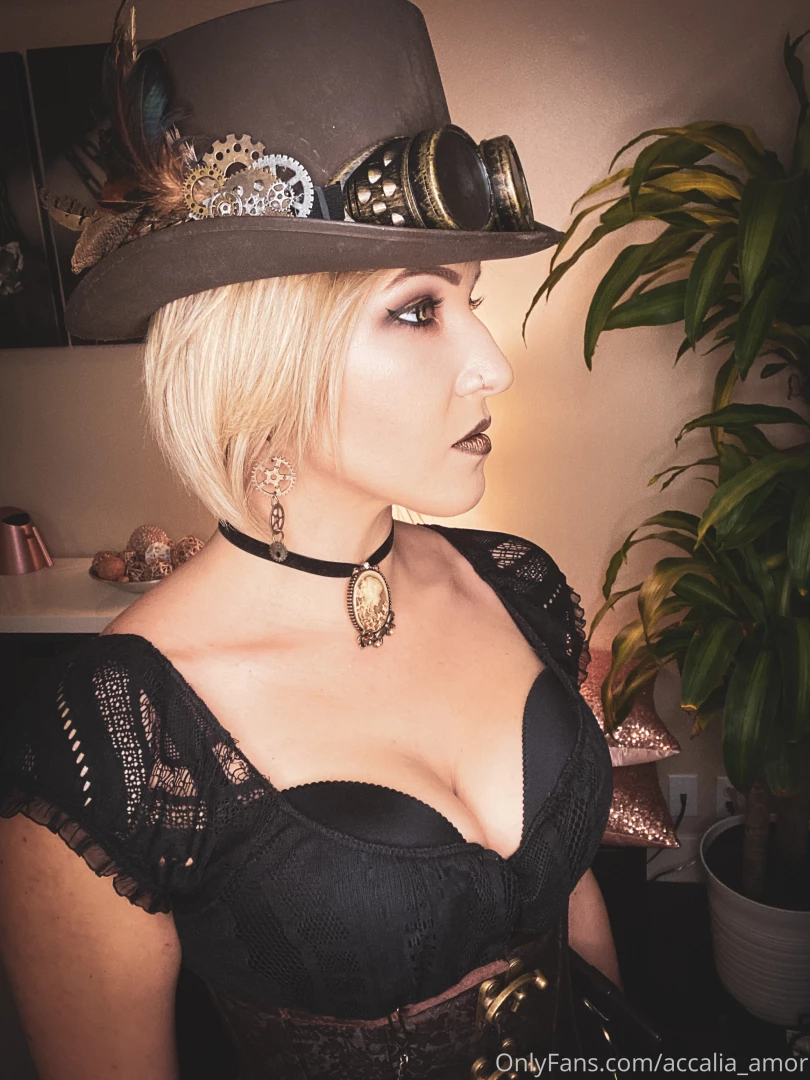 This is my steampunk costume i started putting together years ago and part 5 