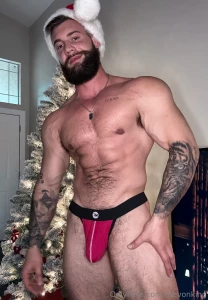 Merry christmas sluts who wants to be my ho-ho-hoeeee i can put these